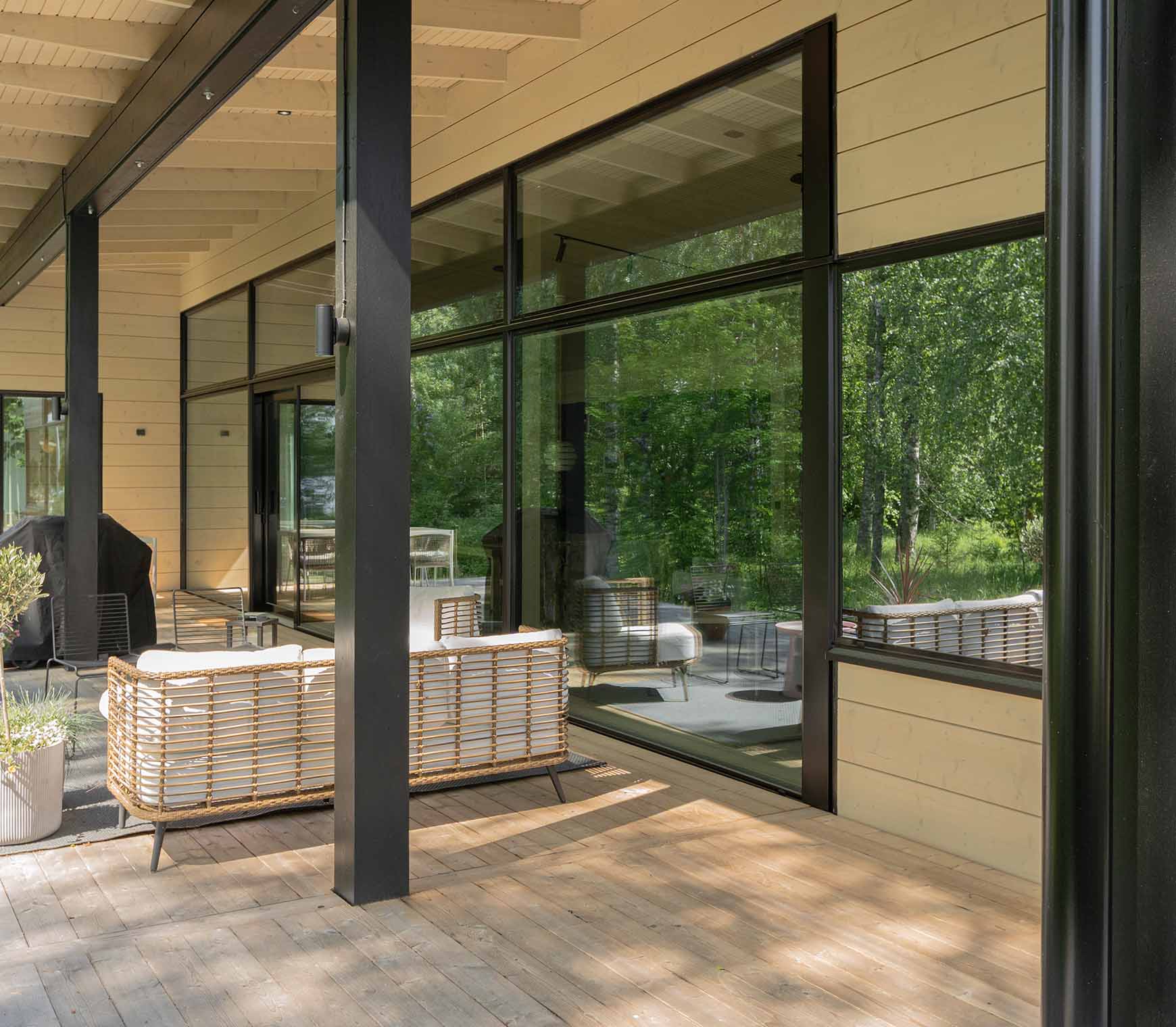 Vaara Stabil non settling CLT- log house